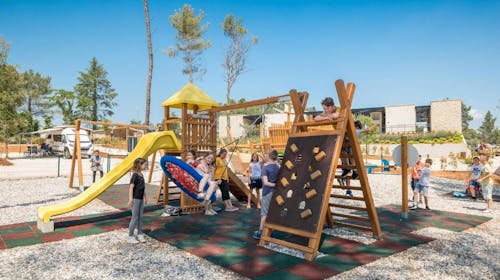 Santa Marina Boutique Camping - Porodični odmor u Poreču, Poreč, Istra, Hrvatska - 29.340 RSD - 4x noćenje u Family Prestige mobilnoj kućici za do 6 osoba, Posteljina i peškiri
