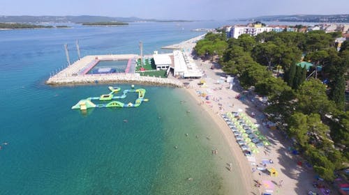 Ilirija Resort - Hotel Adriatic - Zabavno leto sa punim pansionom, Biograd na Moru, Dalmacija, Hrvatska - 201.734 RSD - 7x noćenje u dvokrevetnoj Comfort sobi za 2 osobe (1 dete do 12 godina i 1 dete do 7 godina besplatno), Pun pansion