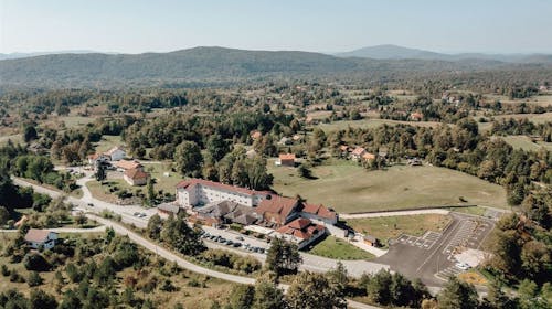 Hotel Mirjana & Rastoke - Letnji odmor u blizini Plitvica, Slunj, Hrvatska - 17.842 RSD - 1x noćenje u dvokrevetnoj sobi za 2 osobe, Doručak