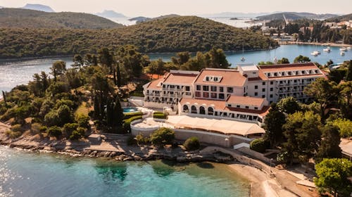 Aminess Liburna Hotel - Porodični kraj leta na Korčuli, Korčula, Dalmacija, Hrvatska - 39.804 RSD - 2x noćenje u dvokrevetnoj Superior sobi s balkonom za 2 osobe (1 dete do 9,99 godina besplatno), Polupansion