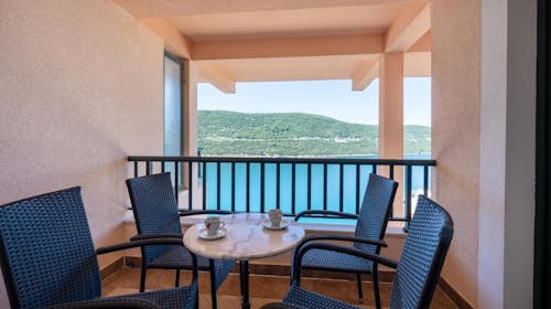 Hotel Adria - Letnji odmor u Neumu, Neum, Bosna i Hercegovina - 54.003 RSD - 3x noćenje u apartmanu sa dve sobe za 4 osobe, Doručak