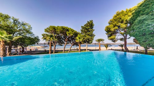 Ilirija Resort - Hotel Adriatic - Zabavno leto sa punim pansionom, Biograd na Moru, Dalmacija, Hrvatska - 204.151 RSD - 7x noćenje u dvokrevetnoj Comfort sobi za 2 osobe (1 dete do 12 godina i 1 dete do 7 godina besplatno), Pun pansion