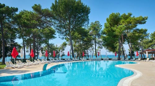 Hotel Aurora Plava Laguna - Porodično all inclusive ljeto uz more, Umag, Istra, Hrvatska - 176.758 RSD - 5x noćenje u dvokrevetnoj Superior sobi sa pomoćnim ležajem (pogled park) za 2 osobe (1. dete do 11,99 godina i 2. dete do 4,99 godina besplatno), All inclusive