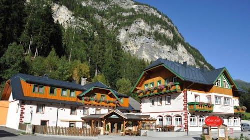 Hotel Gell - Savršen wellness odmor u regiji Lungau, Tweng bei Obertauern, Austrija - 40.722 RSD - 3x noćenje dvokrevetnoj Standard sobi za 2 osobe, Doručak