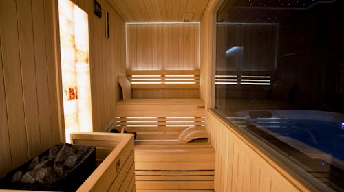 Hotel Kocka - Wellness odmor u srcu Vrnjačke Banje, Vrnjačka Banja, Srbija - 76.273 RSD - 5x noćenje u Premium King sobi za 2 osobe (dete do 12 godina besplatno), Polupansion