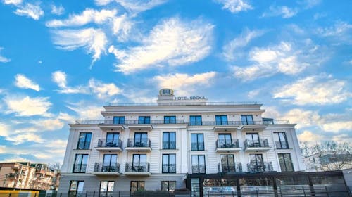 Hotel Kocka - Wellness odmor u srcu Vrnjačke Banje, Vrnjačka Banja, Srbija - 88.007 RSD - 5x noćenje u Executive apartmanu za 2 osobe (dete do 12 godina besplatno), Polupansion