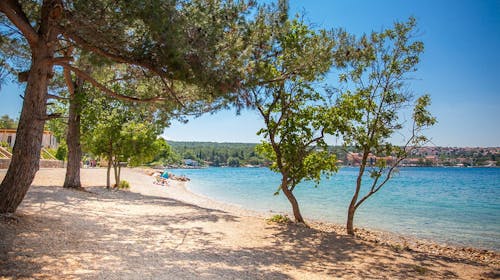 Magal Maradiso Hotel by Aminess - Ultra last minute leto u Njivicama na Krku, Njivice, Krk, Hrvatska - 63.365 RSD - 3x noćenje u Comfort dvokrevetnoj sobi u annexu za 2 osobe (1 dete do 9,99 godina besplatno), Polupansion