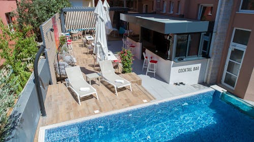 Hotel Stella Maris - Letnji porodični odmor u Vodicama, Vodice, Dalmacija, Hrvatska - 51.280 RSD - 3x noćenje u dvokrevetnoj Standard sobi sa pomoćnim krevetom za 2 osobe (1 dete do 11,99 godina i 1 dete do 2,99 godina besplatno), Polupansion