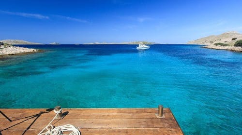 Hotel Luka - Letnji odmor kao nekada u srcu slikovite Dalmacije, Luka, Dugi otok, Dalmacija, Hrvatska - 171.357 RSD - 10x noćenje u dvokrevetnoj sobi za 2 osobe (1 dete do 11,99 godina besplatno), Polupansion