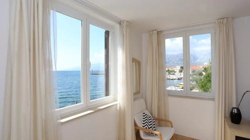 Aparthotel Tamarix - Leto u čarobnom zalivu za 4 osobe - Grande apartman, Vinjerac, Hrvatska - 44.587 RSD - 2x noćenje u luksuznom Grande apartmanu za 4 osobe, Korištenje posteljine i peškira