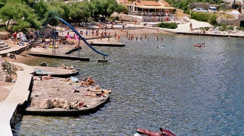 Aparthotel Tamarix - Leto u čarobnom zalivu za 4 osobe - Dvoetažni apartman, Vinjerac, Hrvatska - 43.414 RSD - 2x noćenje u luksuznom dvoetažnom apartmanu za 4 osobe, Korištenje posteljine i peškira