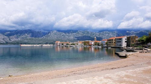 Aparthotel Tamarix - Leto u čarobnom zalivu za 4 osobe - Grande apartman, Vinjerac, Hrvatska - 102.079 RSD - 5x noćenje u luksuznom Grande apartmanu za 4 osobe, Korištenje posteljine i peškira