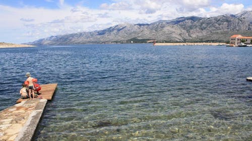 Aparthotel Tamarix - Leto u čarobnom zalivu za 4 osobe - Dvoetažni apartman, Vinjerac, Hrvatska - 100.907 RSD - 5x noćenje u luksuznom dvoetažnom apartmanu za 4 osobe, Korištenje posteljine i peškira