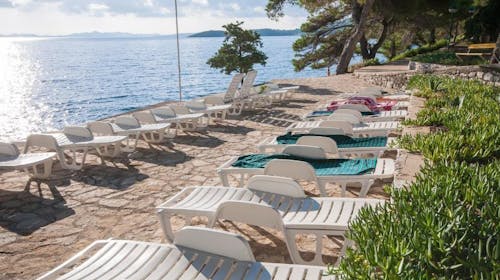 Hotel Lavanda - Letnji odmor na Dugom otoku, Božava, Dalmacija, Hrvatska - 139.157 RSD - 7x noćenje u Standard sobi sa pogledom na more i balkonom za 2 osobe, Polupansion (buffet doručak i večera)