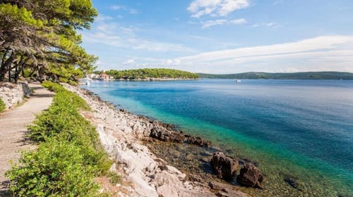 Hotel Lavanda - Porodični odmor na Dugom otoku, Božava, Dalmacija, Hrvatska - 55.851 RSD - 3x noćenje u Standard sobi sa pogledom na more i balkonom za 2 osobe (2 dece do 11,99 godina besplatno), Polupansion (buffet doručak i večera)