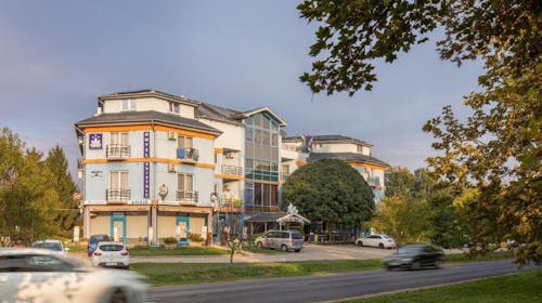 Kristály Hotel Keszthely - Odmor tokom sedmice, Keszthely, Mađarska - 30.399 RSD - 2x noćenje u Deluxe sobi za 2 osobe, Polupansion
